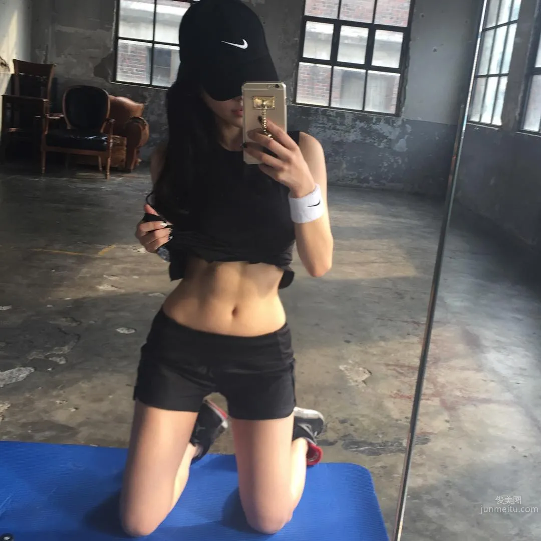 Jang Stephanie- 性感運動網拍照 3