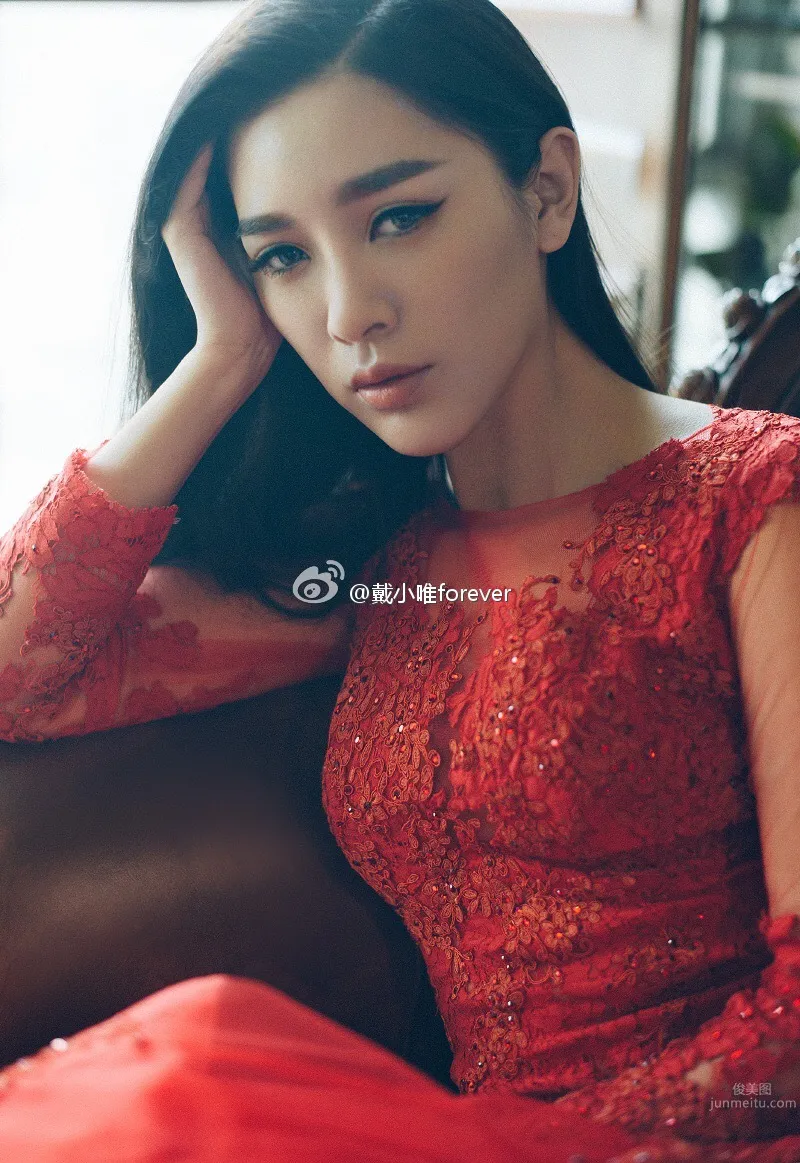 戴女王(戴唯)- 微博私房写真_1