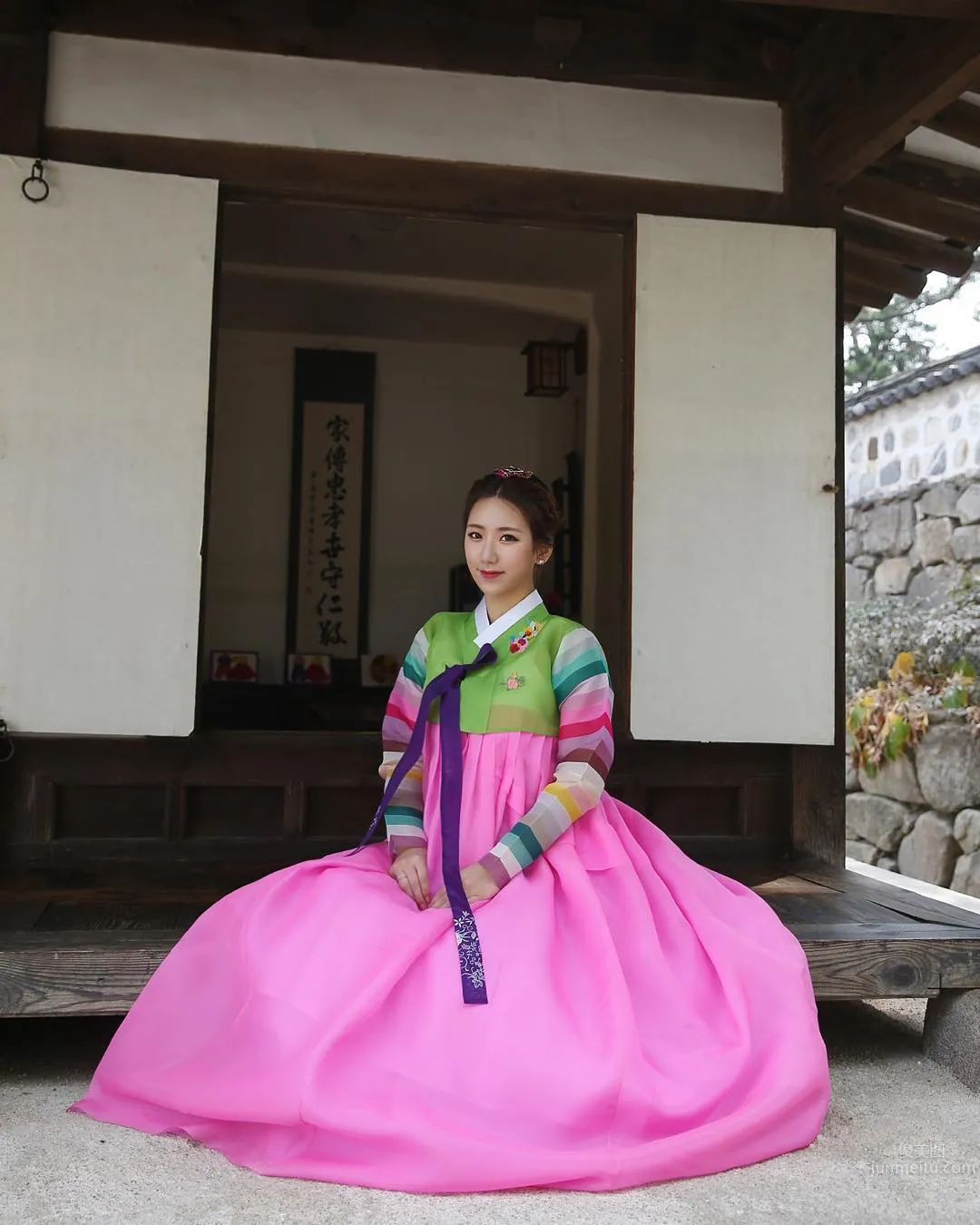 藝正花(예정화)- 南韓健身女神最新美照 29