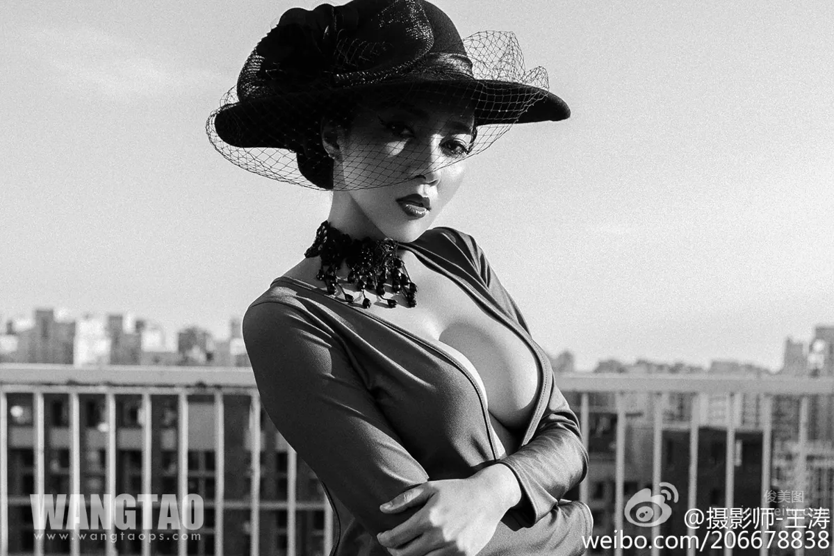 果兒Victoria- 冷豔女王的超洶誘惑 12