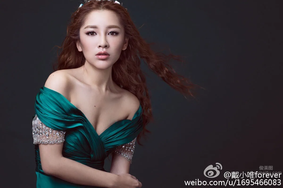 戴女王(戴唯)- 微博私房寫真 15