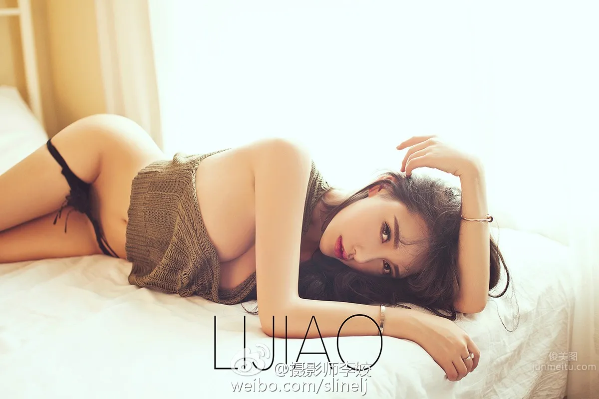 田紫紫Tina- 微博破尺度寫真照 9