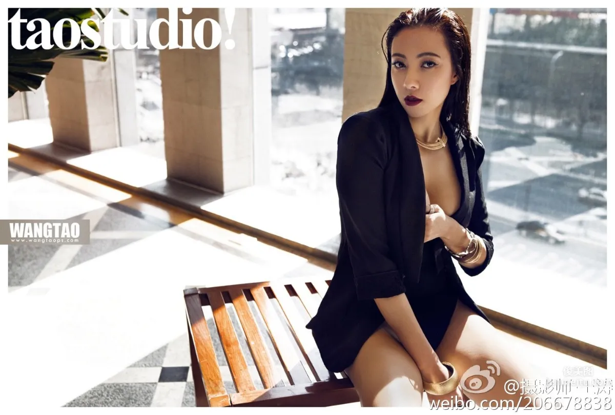 果兒Victoria- 冷豔女王的超洶誘惑 8