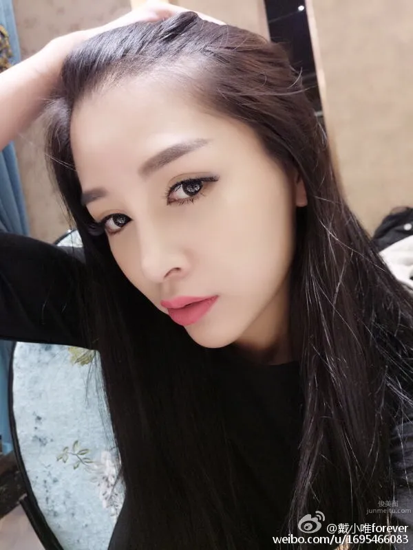 戴女王(戴唯)- 微博私房寫真 6