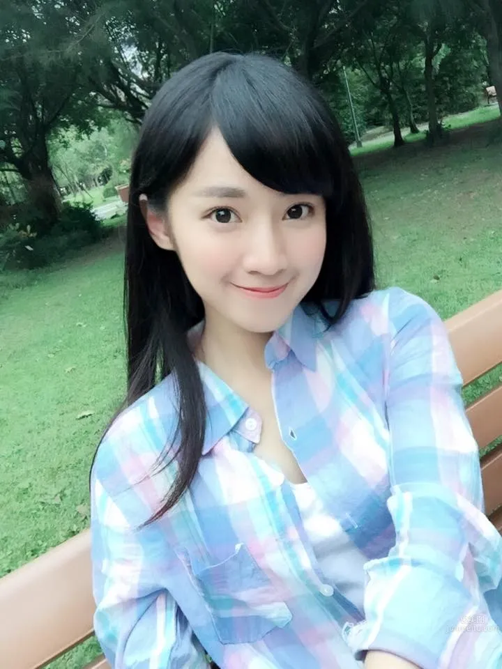 安婕希(陳奕安)- 空靈系清新正妹 5