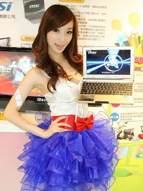 芳小如(古芳如)- 中印混血舉牌女郎 30