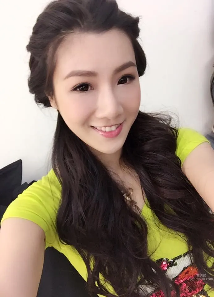 格格(呂甄格)- 開朗女大生好正的牙醫小護士 19