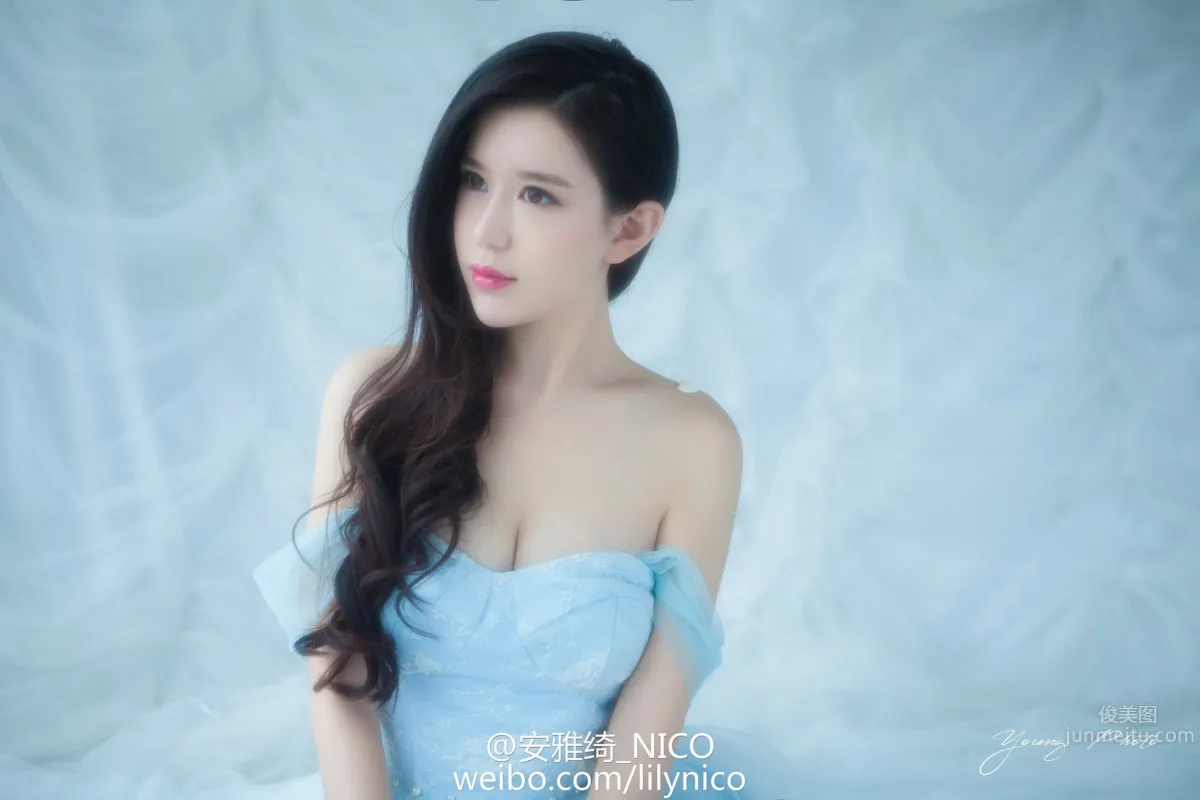 黄梓洁Nico- 兔女郎蕾丝超跑写真_12