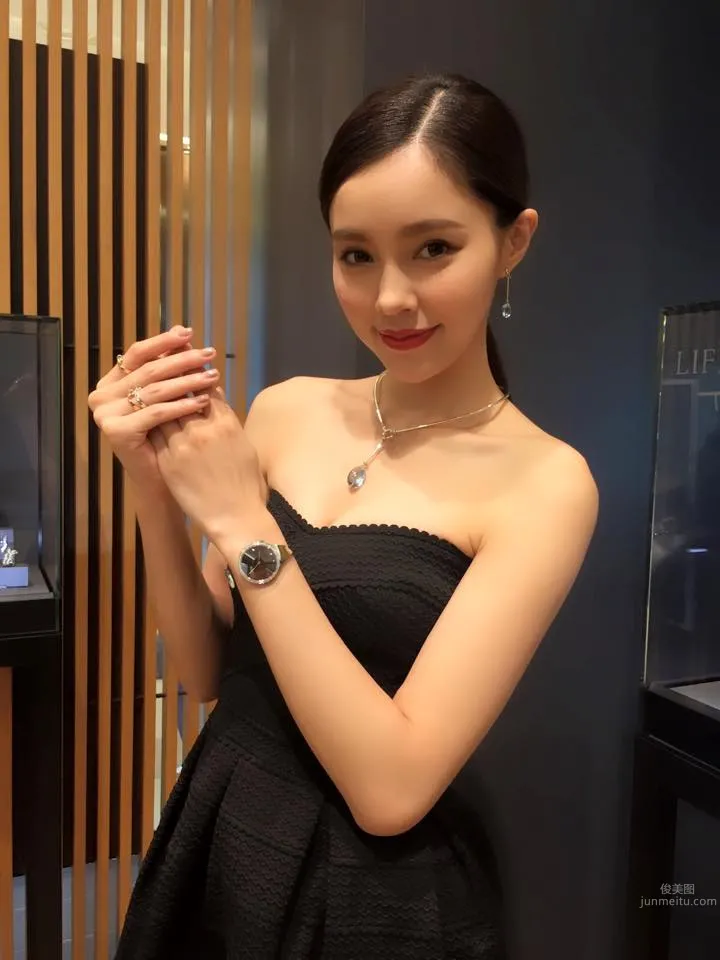 陳郁安YUAN- 美腿車模氣質出衆長腿吸睛 10