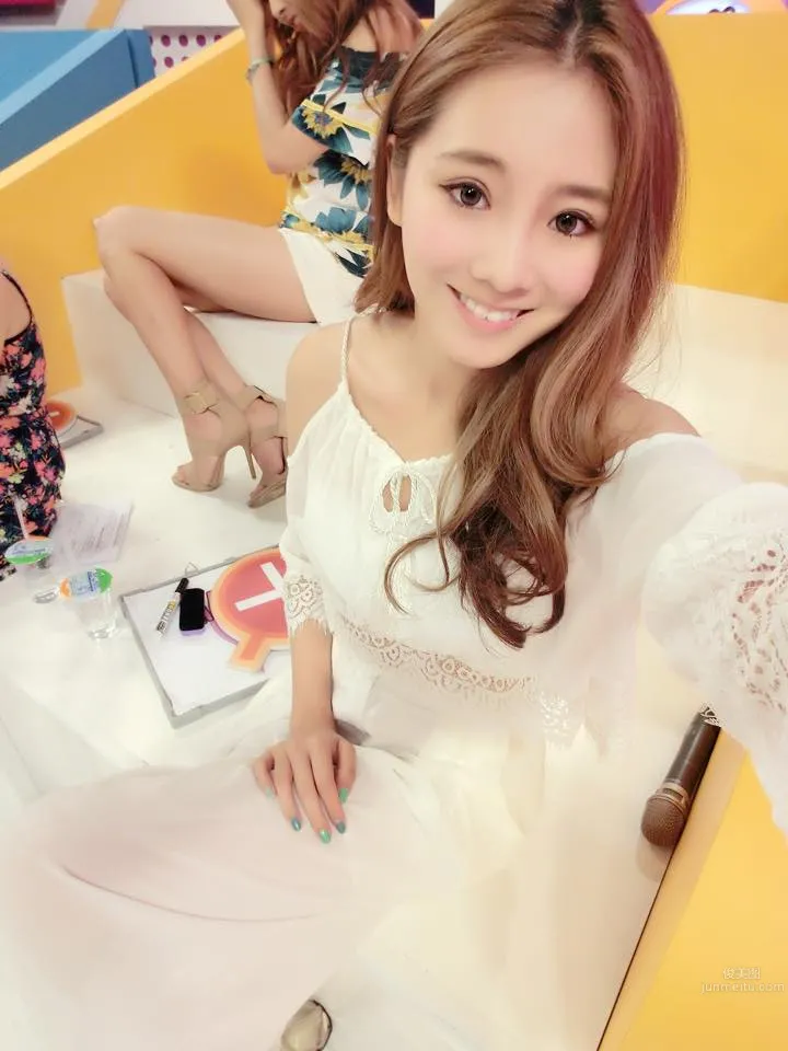 鋇鋇(黃鋇铢)- 好甜美的九頭身美少女冠軍正妹 12
