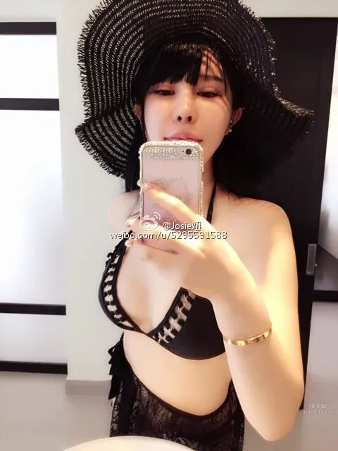 Josie妞- 性感美人微博私房照 9