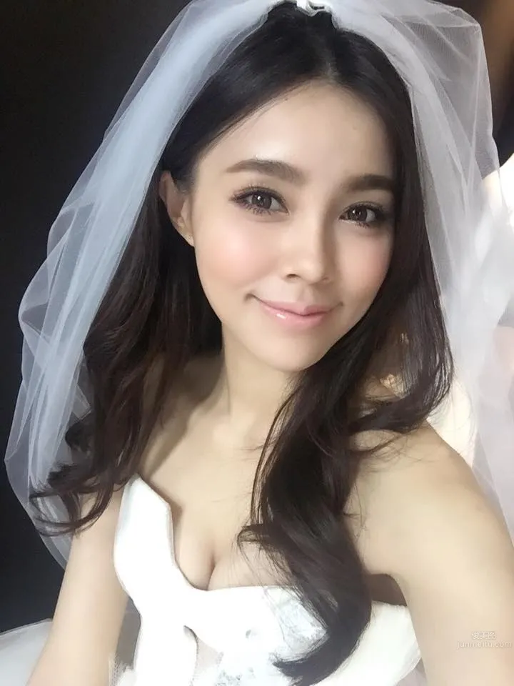 陳郁安YUAN- 美腿車模氣質出衆長腿吸睛 7