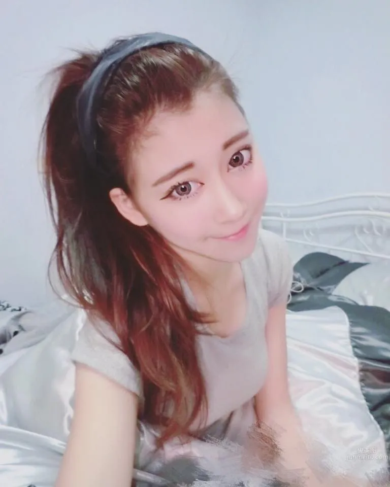 Min Min- 超正的大眼麥當勞長腿店花 11