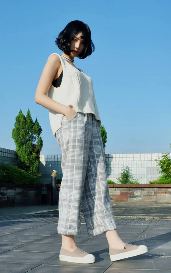 李優Uriko- 日系空靈女孩冷豔寫真 26