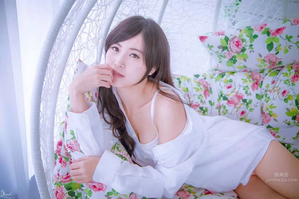 孟潔Candy- 好陽光和無辜的「電眼美女」 9