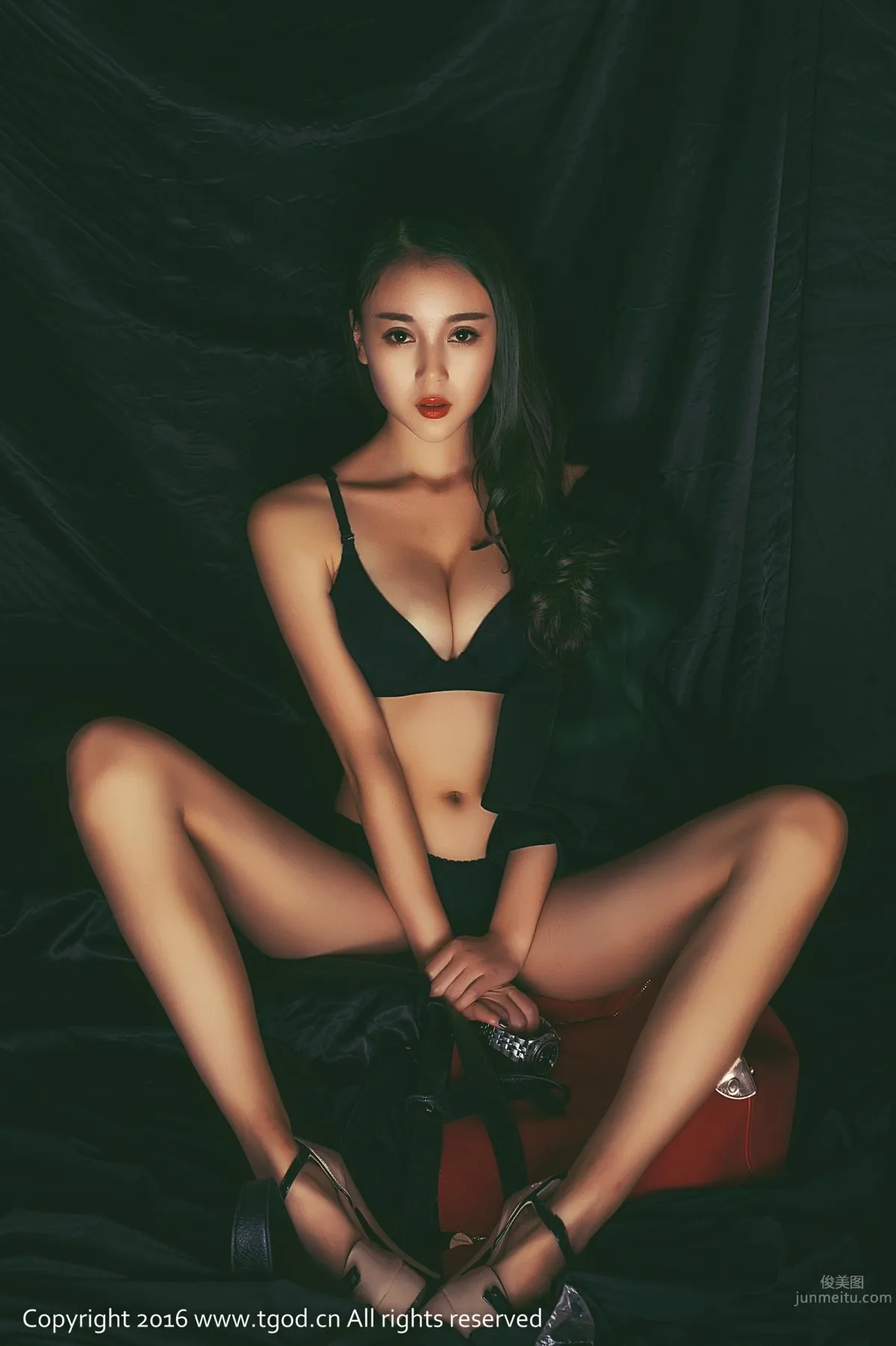 赵小米Kitty- [TGOD推女神] 怦然心动 ~_9