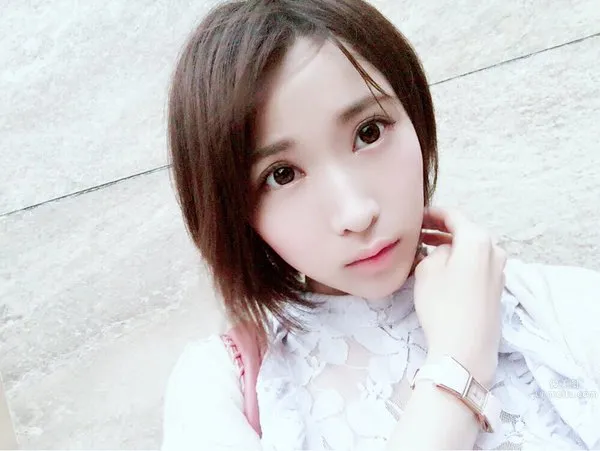 桐生美希- 短發美人私房照 5
