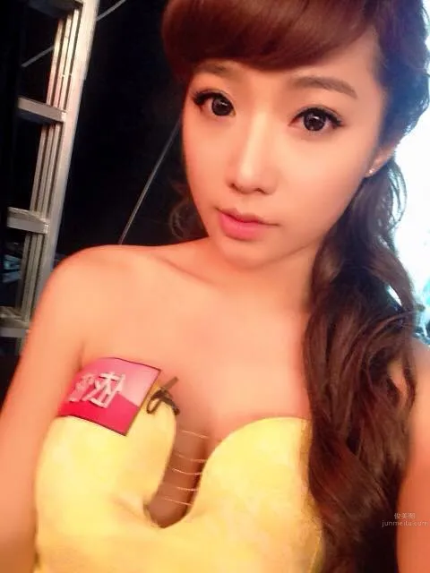 Sherry依依(陳依依)- FHM 2016 五月号 Access Girl 4