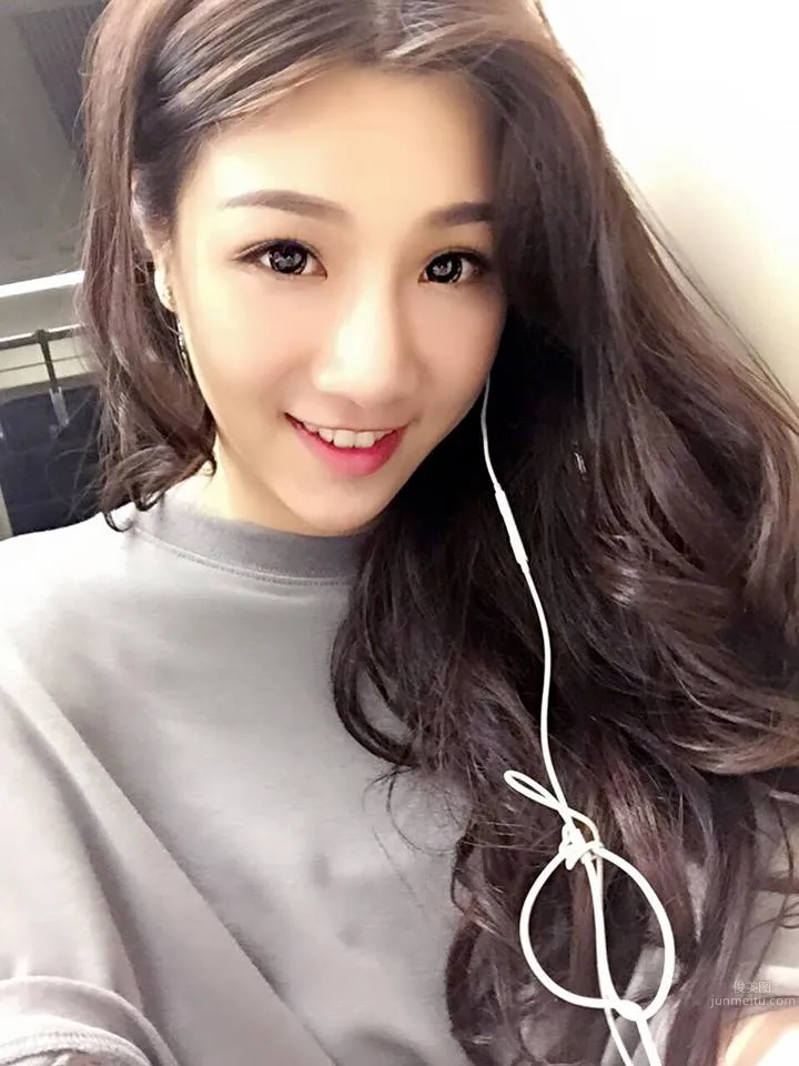 格格(呂甄格)- 開朗女大生好正的牙醫小護士 15
