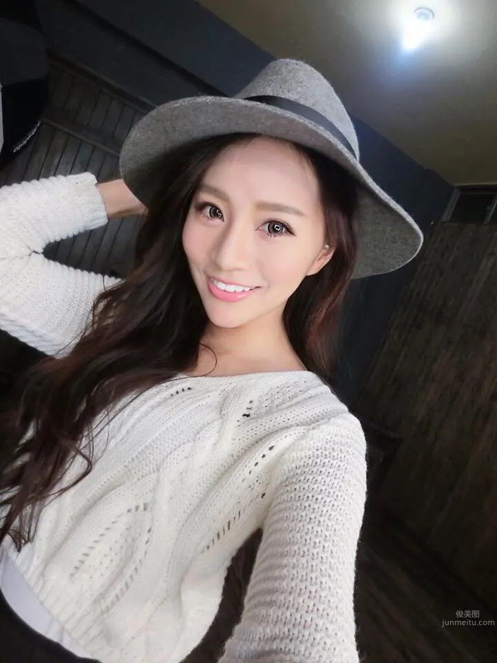 小安柏Amber- 超正的長腿美女 11