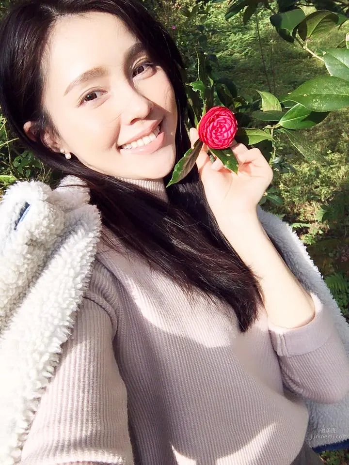 陳郁安YUAN- 美腿車模氣質出衆長腿吸睛 12