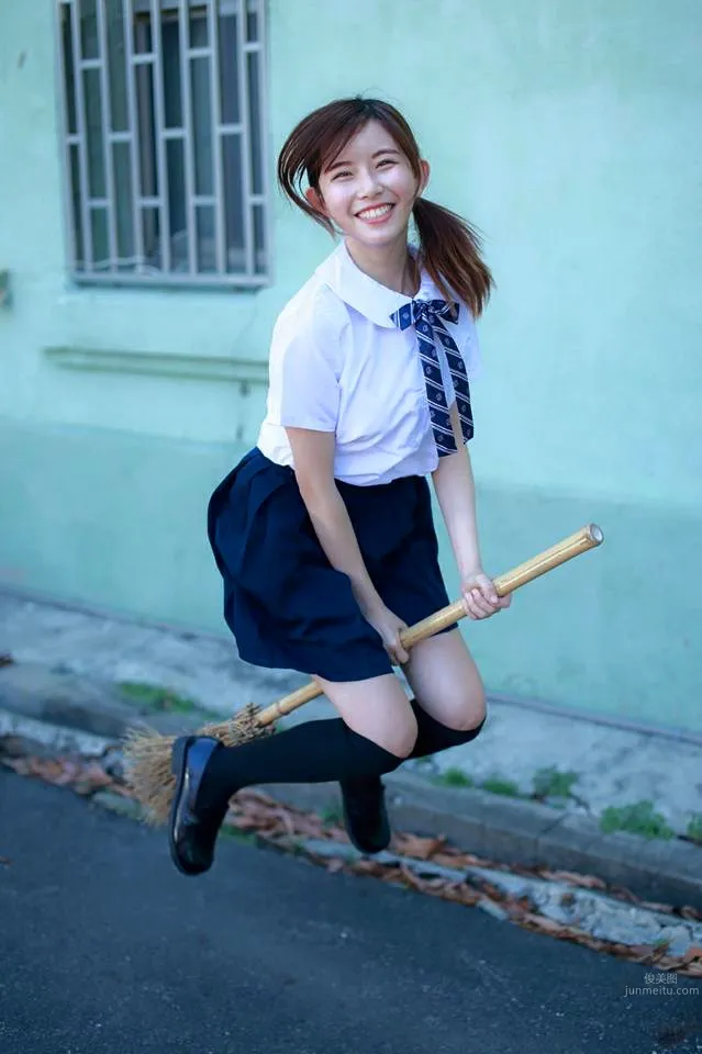 林妤臻- 淡江大學第一美女私房美圖 12