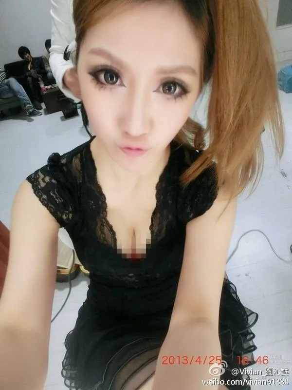 刘沁雯- 微博私房美图_16