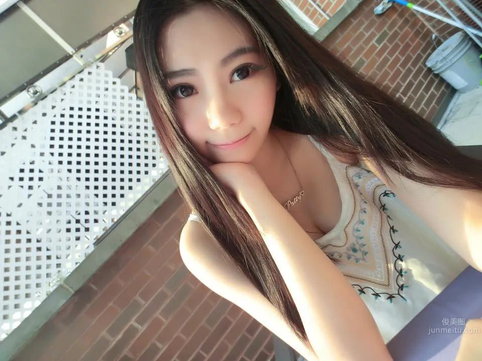 杨于娴- 身材超棒的庄敬高职校花_0
