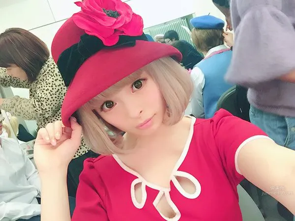 卡莉怪妞- 非主流美女私房照_17