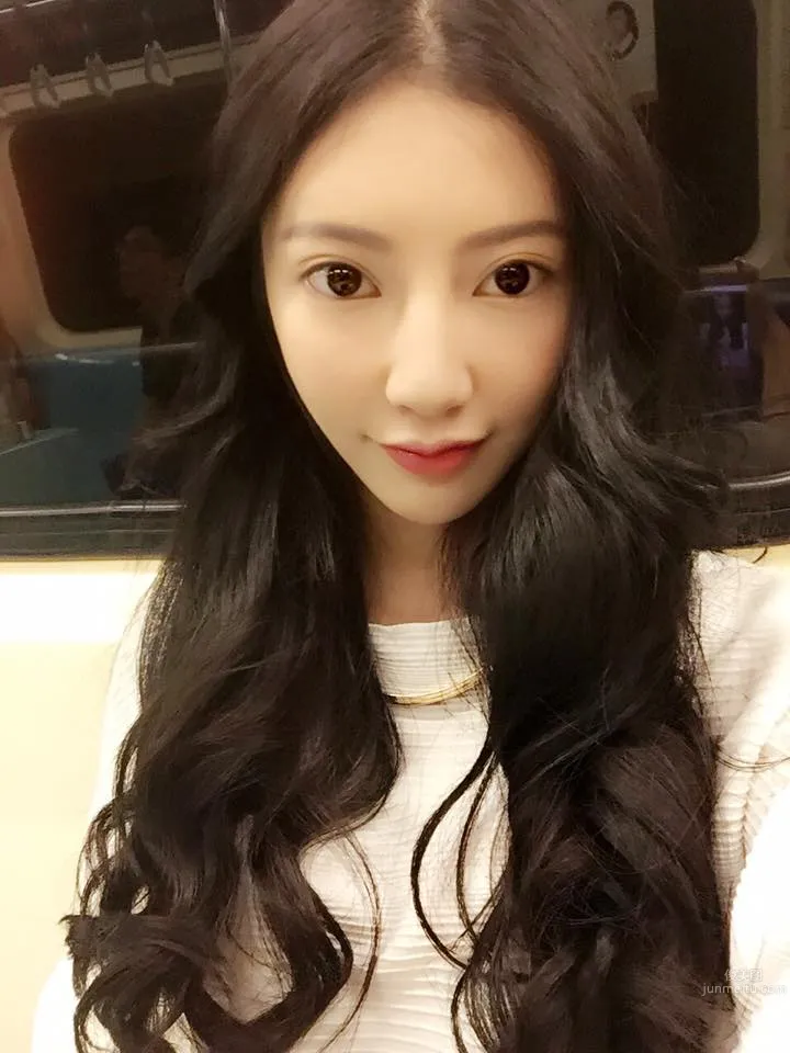 陈苡恩- 大眼美女FB私房写真_13