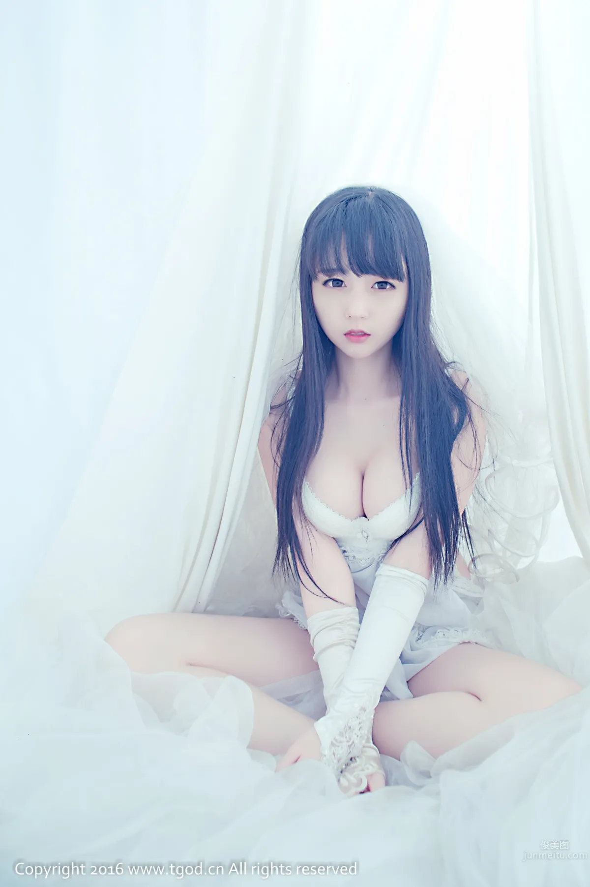 伊伊EvaBarbie- [TGOD推女神] 童顔的兒童節 ~ 47