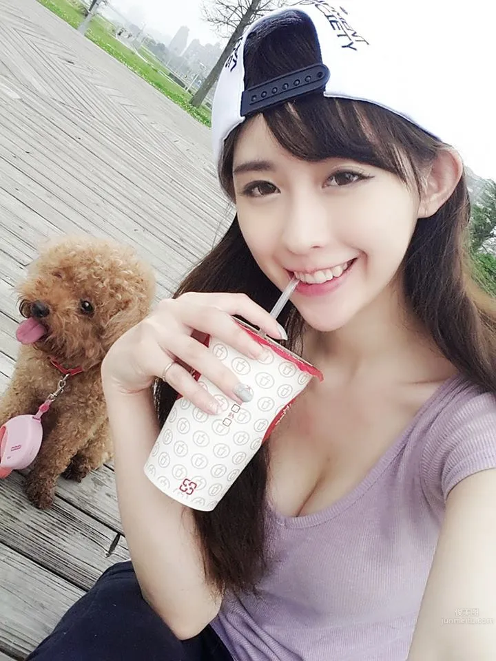 張黛比- 世新大學甜美D奶兇妹私房照 19