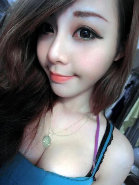 张香香- 网络女神美艳自拍照_26