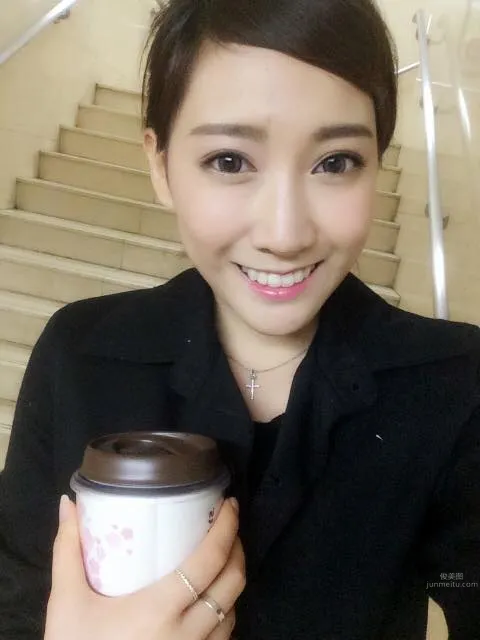 鄭詩璇- 超正實踐畢業季表特月曆美女 24