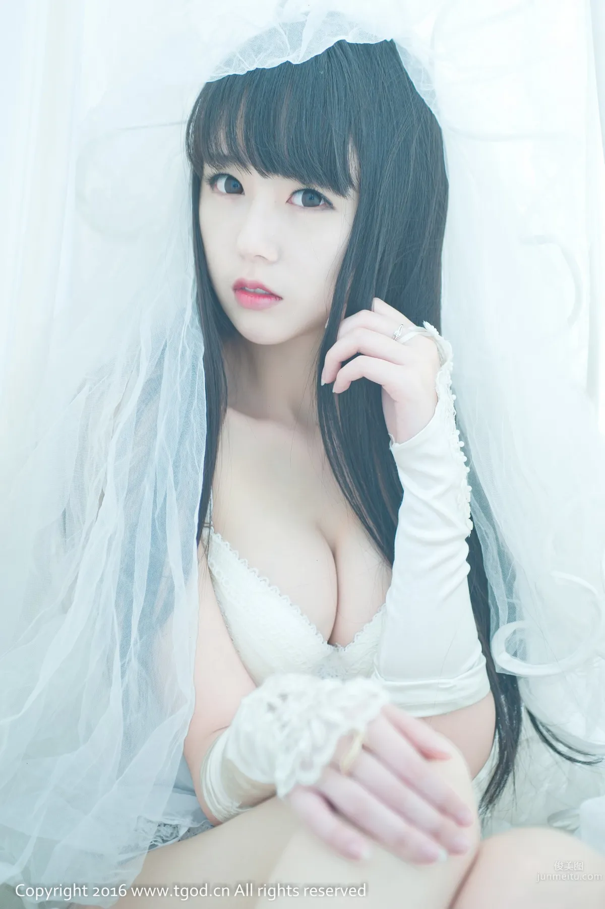 伊伊EvaBarbie- [TGOD推女神] 童顔的兒童節 ~ 39