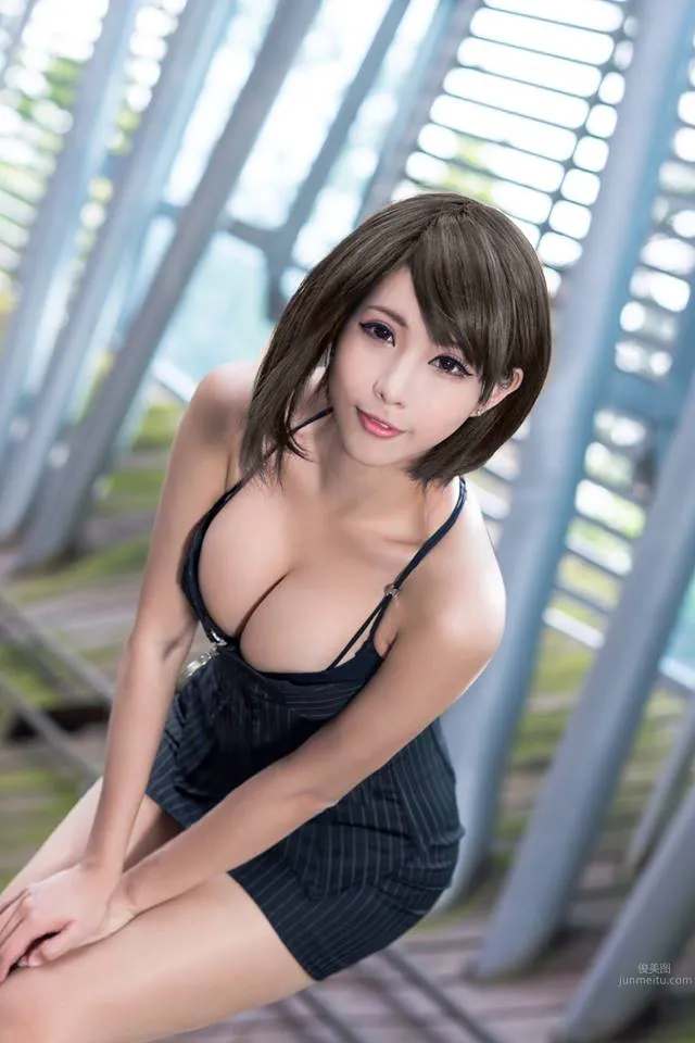 Sylvia小希- 短发美人户外写真_0