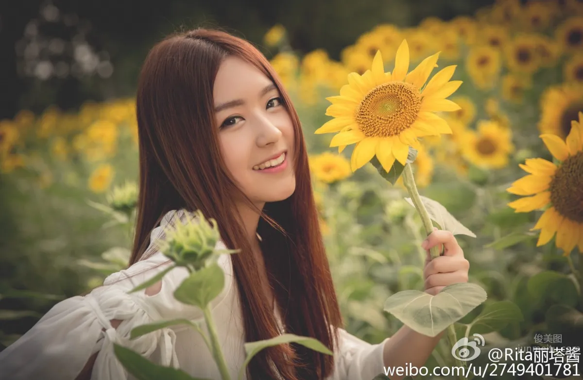 Rita小雨- LOL戰隊 support正妹SG 15
