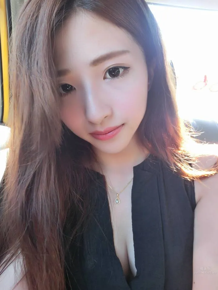 Cynthia Wang- 網紅代購超性感私房照 27