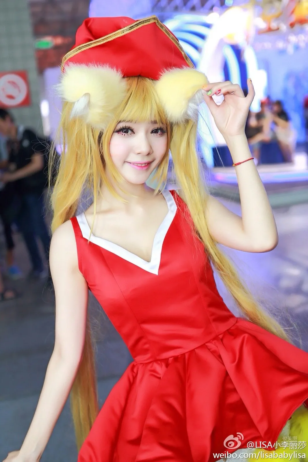 小李丽莎LISA- 萌系骨精灵美艳女神写真_35