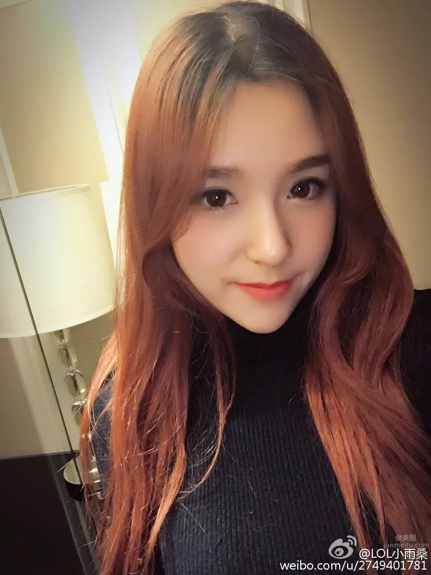 Rita小雨- LOL戰隊 support正妹SG 10
