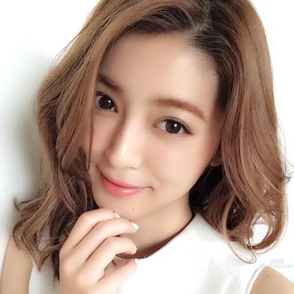 大口智惠美- 魔性美人私房照 4
