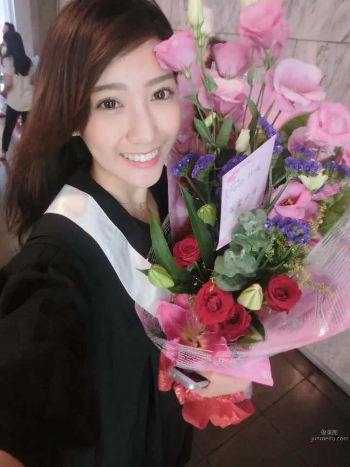 鄭詩璇- 超正實踐畢業季表特月曆美女 14