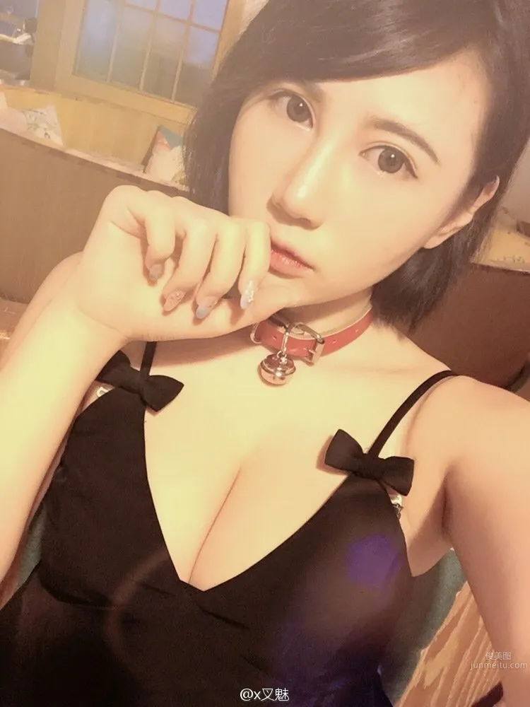 x叉魅- 大胸妹微博私房照 8