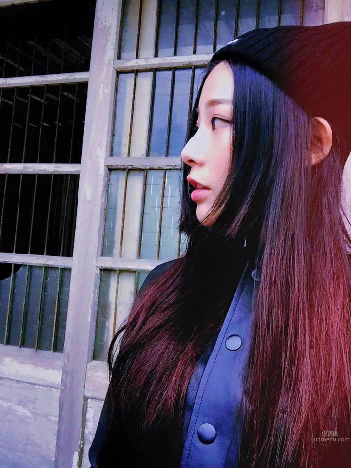 张香香- 网络女神美艳自拍照_0