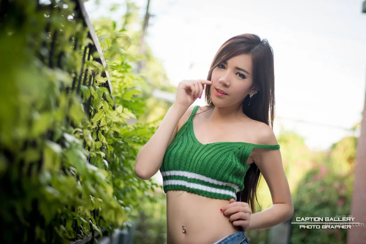 Kunyanut Nuchtaya- 擁有一對白皙美胸的性感寶貝 8