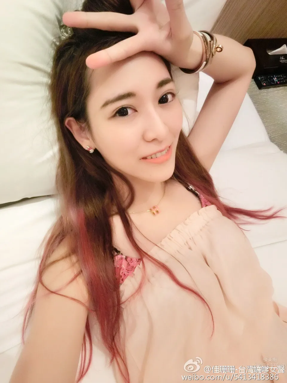 傲娇甜心(佳珊珊)- 水汪汪的大眼正妹车模_3