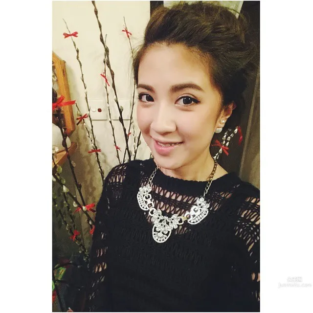 餘逸思Yoshi Yu- 健身女模大秀好身材 26