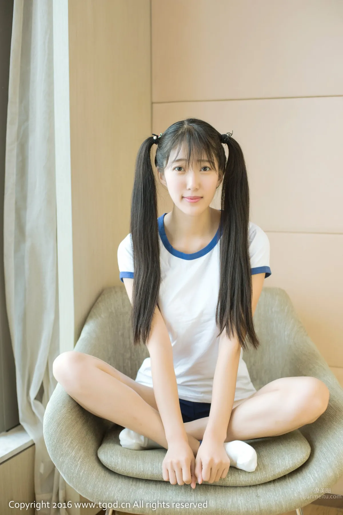 Uki奶糖- [TGOD推女神] 邻家姑娘_0