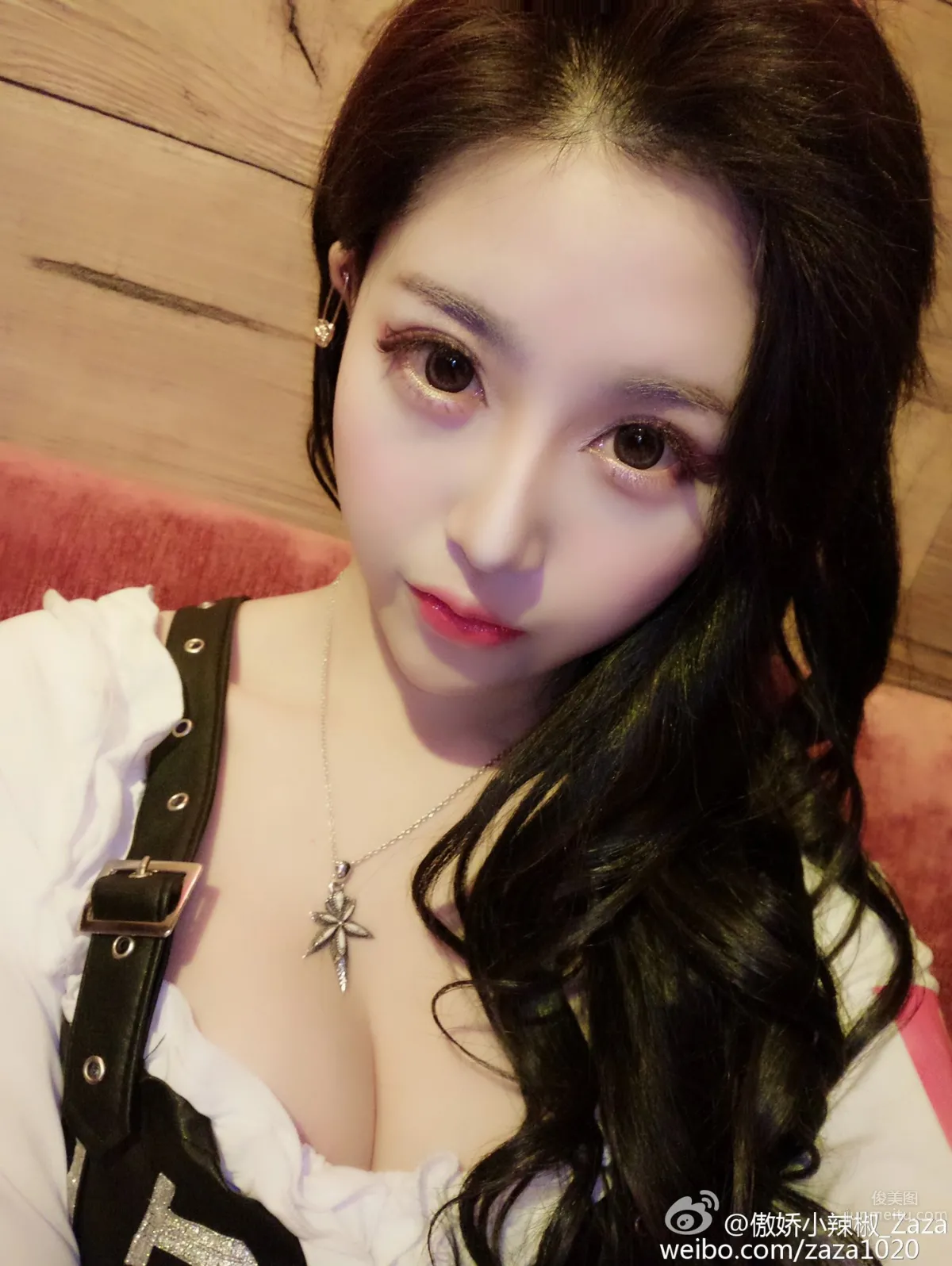Zaza(傲嬌小辣椒)- 最受歡迎的蝸牛showgirl 22