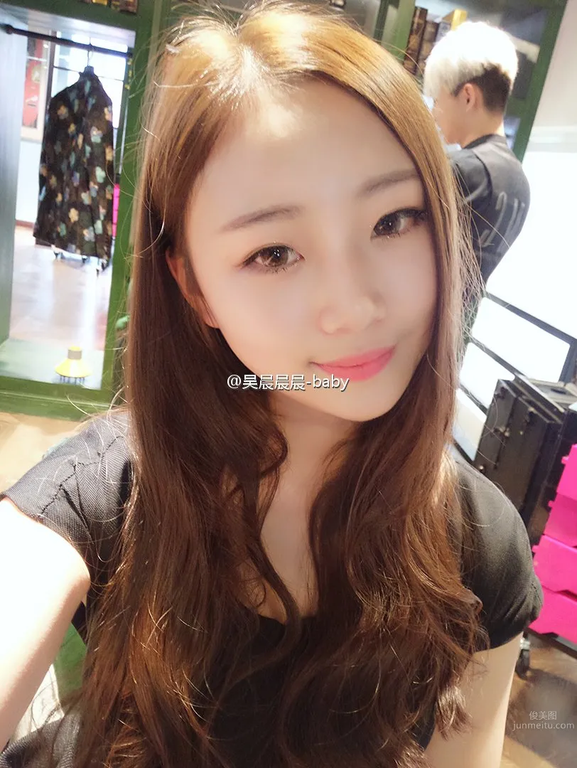 吳晨- 2016ChinaJoy當貝市場展台SG 18
